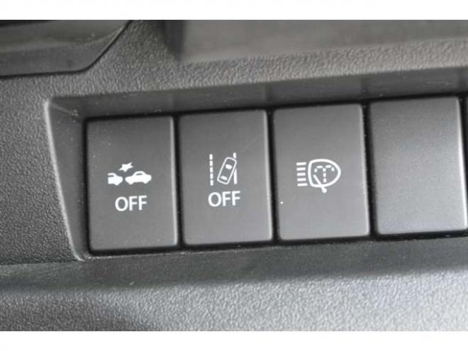 ジムニーXC 4WD　ワンオーナー車5速マニュアル4WDターボセーフティサポート搭載ドライブレコーダー純正ディスプレイオーディオバックカメラLEDライトETCクルーズコントロール純正マッドフラップ 660
