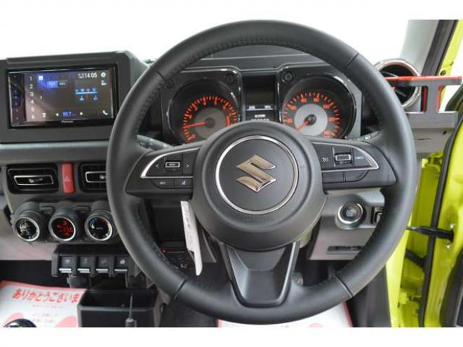 ジムニーXC 4WD　ワンオーナー車5速マニュアル4WDターボセーフティサポート搭載ドライブレコーダー純正ディスプレイオーディオバックカメラLEDライトETCクルーズコントロール純正マッドフラップ 660
