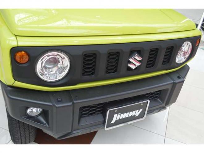 ジムニーXC 4WD　ワンオーナー車5速マニュアル4WDターボセーフティサポート搭載ドライブレコーダー純正ディスプレイオーディオバックカメラLEDライトETCクルーズコントロール純正マッドフラップ 660