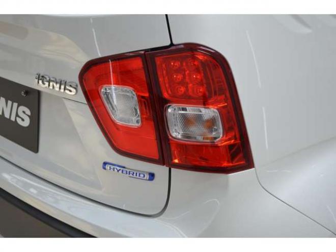 イグニス1.2 ハイブリッド MZ セーフティパッケージ装着車 4WD　ワンオーナー車ハイブリッド4WDセーフティサポート搭載パドルシフトアイドリングストップSDナビTVバックカメラLEDライト横滑り防止装置クルーズコントロール 1200
