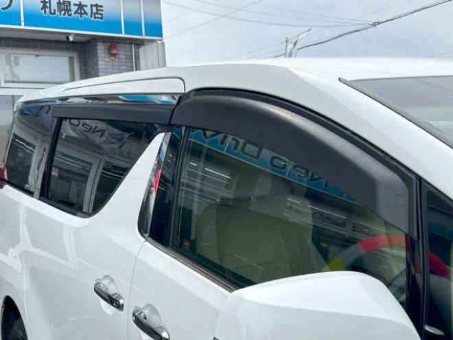 アルファードハイブリッドハイブリッド2.5X 4WD ローンが不安な方＜優遇ローン＞ 寒冷地仕様　アルパインビックナビ　後席モニター　両側パワースライド 4WD 2500 5Dr