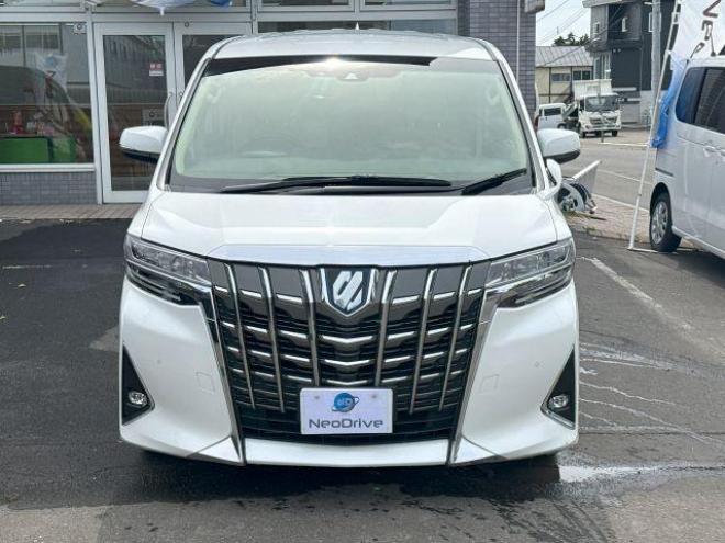 アルファードハイブリッドハイブリッド2.5X 4WD ローンが不安な方＜優遇ローン＞ 寒冷地仕様　アルパインビックナビ　後席モニター　両側パワースライド 4WD 2500 5Dr