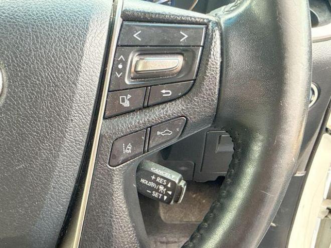 アルファードハイブリッドハイブリッド2.5X 4WD ローンが不安な方＜優遇ローン＞ 寒冷地仕様　アルパインビックナビ　後席モニター　両側パワースライド 4WD 2500 5Dr