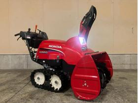 除雪機　ホンダ　HSS1170i　ハイブリッド！美品！新潟店在庫に付き、お取り寄せになります！