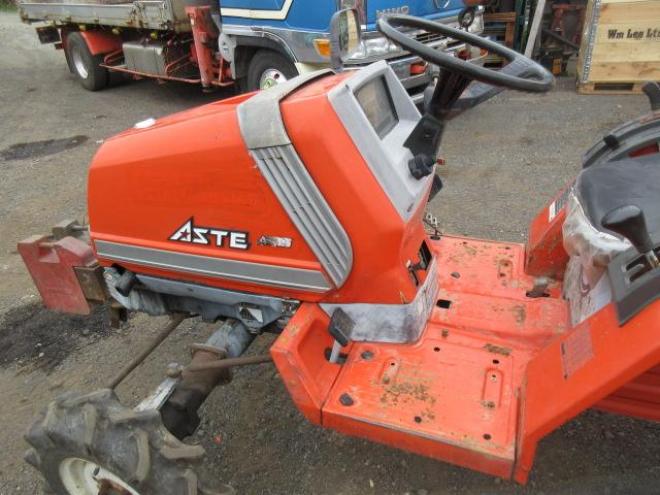 トラクタークボタASTE A15