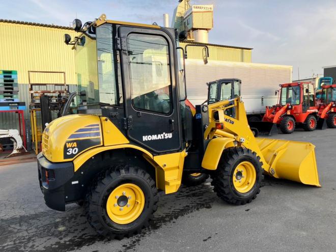 ホイールローダコマツ　中古　WA30-6E0　建機　