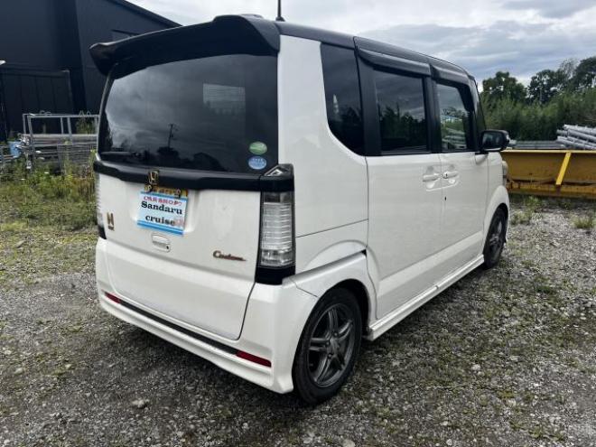 N-BOXカスタムGAパッケージ 4WD 660 5Dr