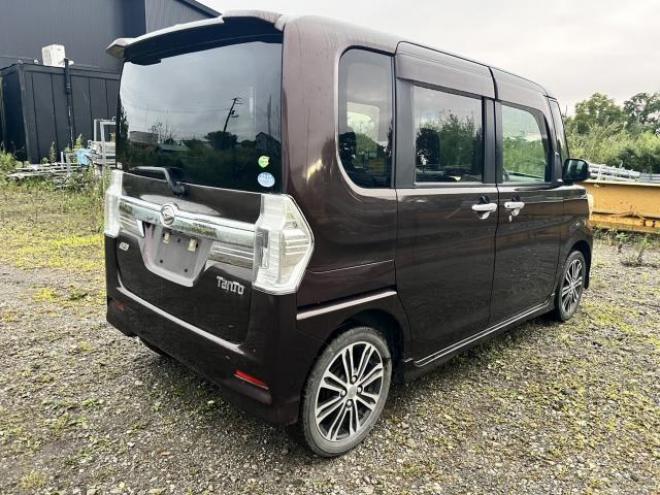 タントカスタムRS SA 4WD 660 5Dr