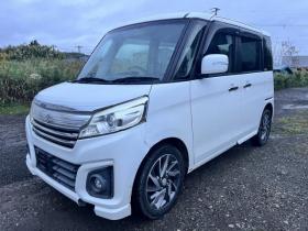 スペーシア　カスタムXS 4WD 660 5Dr