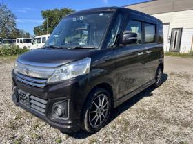 スペーシア　カスタムXS 4WD 660 5Dr