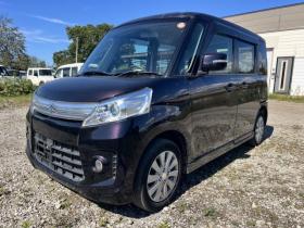 スペーシア　カスタムGS 4WD 660 5Dr