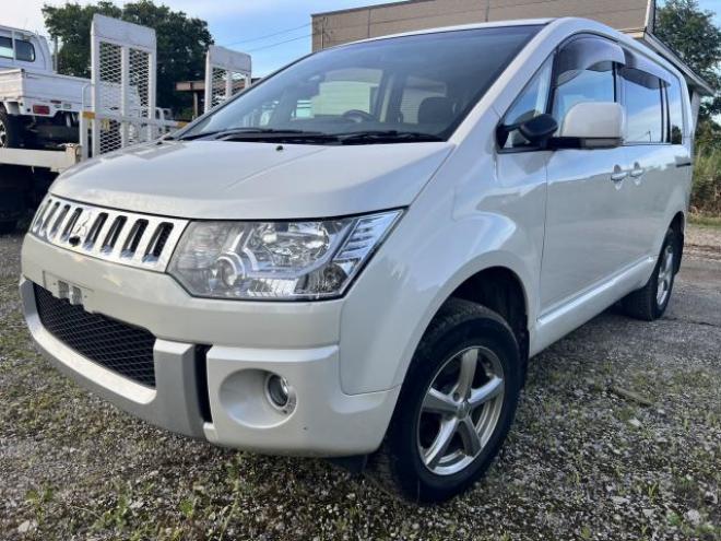 デリカGプレミアム 4WD 2400 5Dr