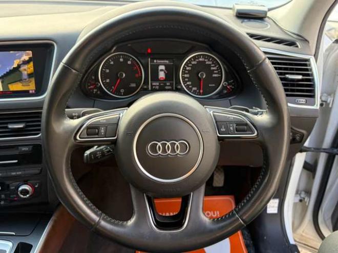アウディQ5 2.0 TFSI クワトロ 4WD　パワーゲート・シートヒーター・ドラレコ 正規輸入車 2000