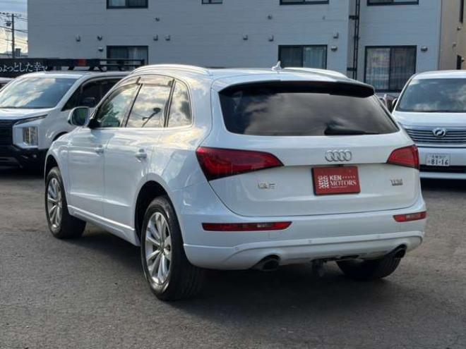 アウディQ5 2.0 TFSI クワトロ 4WD　パワーゲート・シートヒーター・ドラレコ 正規輸入車 2000
