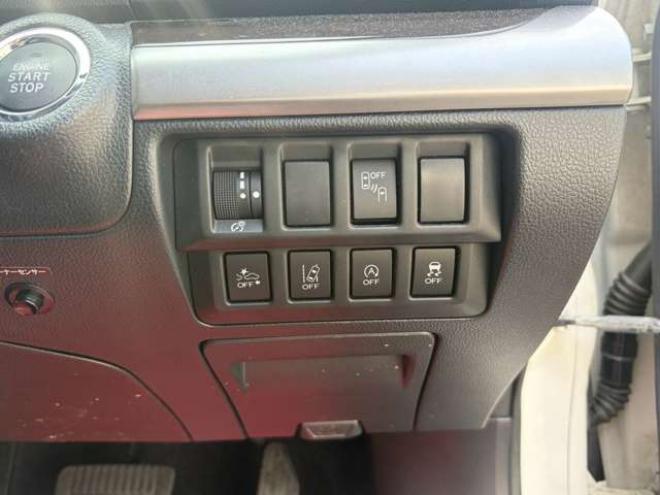 レガシィアウトバック 2.5 4WD　アイサイト　エンジンスターター　ETC　ナビTV　記録簿　革シート　パワステ　パワーウィンドウ　キーレスエントリー　　クルコン　アルミホイール　横滑り防止装置　盗難防止装置　レーンキープアシスト 2500