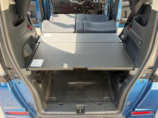 N-BOX+カスタムG 4WD　ワンオーナー車4WD　社外ナビ　地デジ　純正スターターETCスペアキー 660