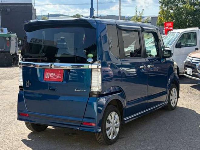 N-BOX+カスタムG 4WD　ワンオーナー車4WD　社外ナビ　地デジ　純正スターターETCスペアキー 660
