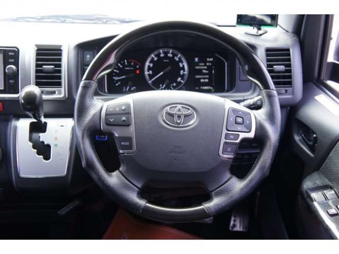 ハイエースバン2.8 スーパーGL ロング ディーゼルターボ 4WD　SDナビTV　パノラミックビューモニター　415コブラフロントスポイラー　リアスポイラー　ボンネット　18インチアルミ　ベッドキット　ローダウン　デジタルインナーミラー　LEDヘッドライト　スマートキー 2800
