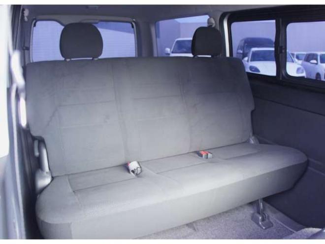 ハイエースバン2.8 スーパーGL ロング ディーゼルターボ 4WD　SDナビTV　パノラミックビューモニター　415コブラフロントスポイラー　リアスポイラー　ボンネット　18インチアルミ　ベッドキット　ローダウン　デジタルインナーミラー　LEDヘッドライト　スマートキー 2800