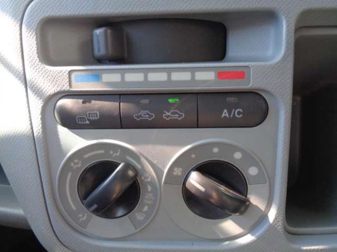 ワゴンRFX 4WD　マニュアル　夏タイヤ新品　キーレス　CDオーディオ 660