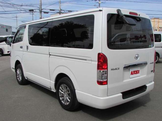ハイエースバン2.8 スーパーGL 50TH アニバーサリー リミテッド ロングボディ ディーゼルターボ 4WD　ディーゼルターボ/両側パワースライドドア/衝突軽減ブレーキ/LEDヘッドライト/SDナビ/フルセグTV/バックカメラ/ブルートゥース/ETC/オートライト/オートハイビーム/社外アルミホイール 2800