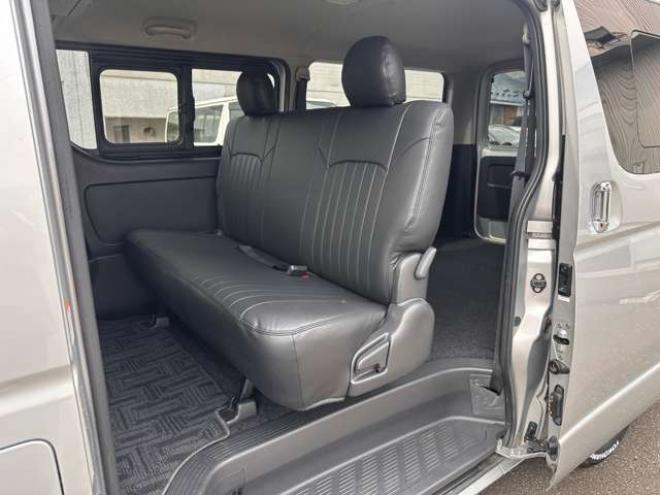 ハイエースバン2.8 スーパーGL ロング ディーゼルターボ 4WD　リアクーラー&ヒーター　プッシュスタート　スマートキー　　ベッドキッド LEDヘッドライト横滑り防止　衝突被害軽減　車線逸脱　トヨタ純正ナビ　フルセグTV　Bluetooth　バックカメラ トヨタ純正リアモニター ETC 2800