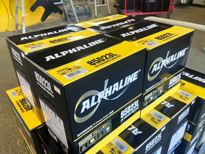 その他ALPHALINE　自動車用バッテリー　85D23L