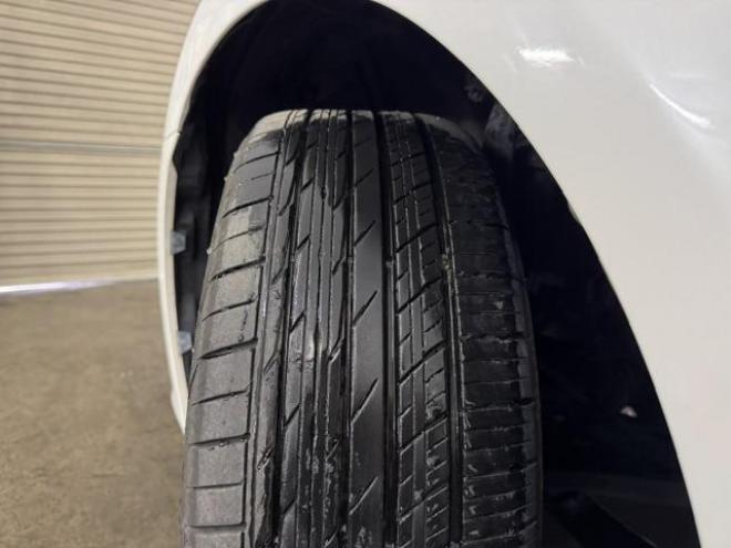 クラウンハイブリッドアスリートＳ　Ｆｏｕｒ　ブラックスタイル　寒冷地仕様　禁煙車　プリクラッシュセーフティ　レーダークルーズコントロール　純正１８インチスパッタリングＡＷ　社外１７ＡＷ＋スタッドレスタイヤ付　エンジンスターター　前後コーナーセンサー　ＥＴＣ 4WD 2500 4Dr