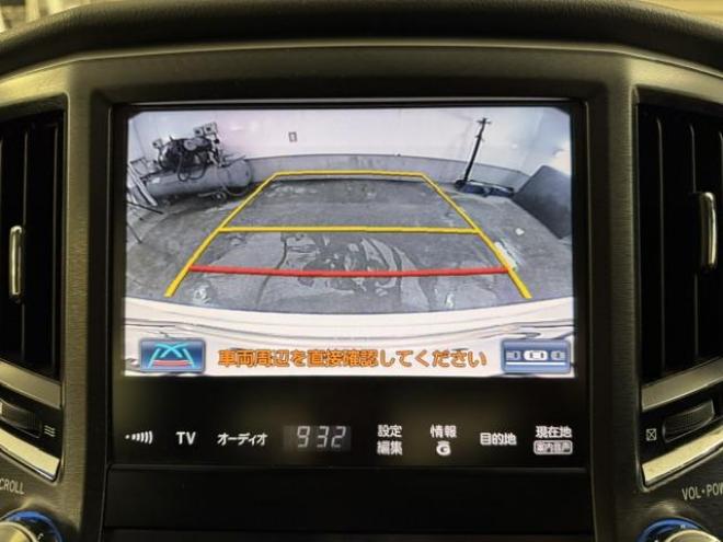 クラウンハイブリッドアスリートＳ　Ｆｏｕｒ　ブラックスタイル　寒冷地仕様　禁煙車　プリクラッシュセーフティ　レーダークルーズコントロール　純正１８インチスパッタリングＡＷ　社外１７ＡＷ＋スタッドレスタイヤ付　エンジンスターター　前後コーナーセンサー　ＥＴＣ 4WD 2500 4Dr