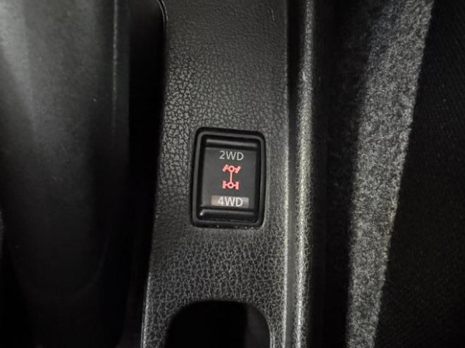 ノートＸ　Ｆｏｕｒ　禁煙車　寒冷地仕様　衝突軽減エマージェンシーブレーキ　レーンモニタリング　純正エンジンスターター　インテリジェントキー　イクリプスナビ　地デジ　ＤＶＤ再生　横滑り防止装置　パートタイム４ＷＤ 4WD 1200 5Dr