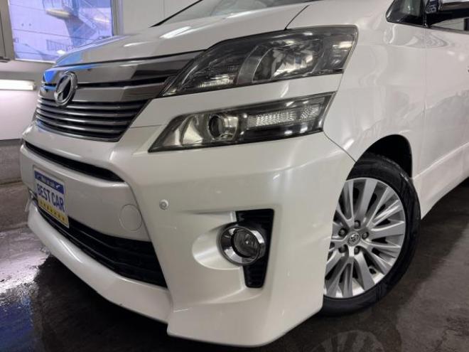 ヴェルファイア２．４Ｚ　後期型　禁煙車　純正リアフリップダウンモニター　純正１８インチＡＷ　社外１６ＡＷ＋スタッドレスタイヤ　両側パワースライドドア　純正ナビ　地デジ　ＤＶＤ再生　Ｂｌｕｅｔｏｏｔｈオーディオ　バックカメラ 4WD 2400 5Dr