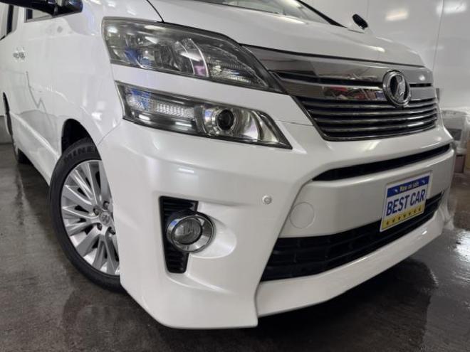 ヴェルファイア２．４Ｚ　後期型　禁煙車　純正リアフリップダウンモニター　純正１８インチＡＷ　社外１６ＡＷ＋スタッドレスタイヤ　両側パワースライドドア　純正ナビ　地デジ　ＤＶＤ再生　Ｂｌｕｅｔｏｏｔｈオーディオ　バックカメラ 4WD 2400 5Dr