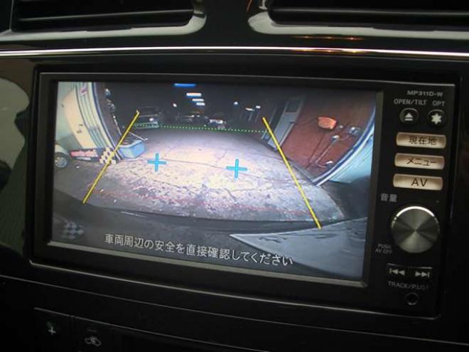 セレナ2.0 ハイウェイスター Vセレクション 4WD　フルセグナビ　Rカメラ　両面パワースライドHID　HID 2000