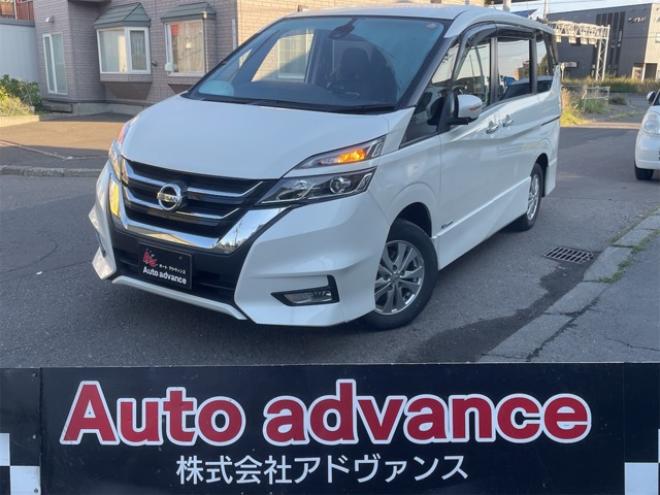 セレナ2.0 ハイウェイスター 4WD　衝突軽減　フリップダウン　本州仕入れ　9インチナビ　パワースライド 2000