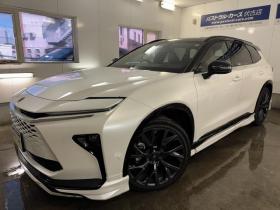 クラウンエステート　Ｚ（ＨＥＶ）　ワンオーナー　パノラマルーフ　トヨタ保証継承付　モデリスタスポイラー　寒冷地仕様　トヨタチームメイト　セーフティセンス　純正２１インチＡＷ　社外１８ＡＷ＋スタッドレスタイヤ付　　全方位アラウンドビュー 4WD 2500 5Dr