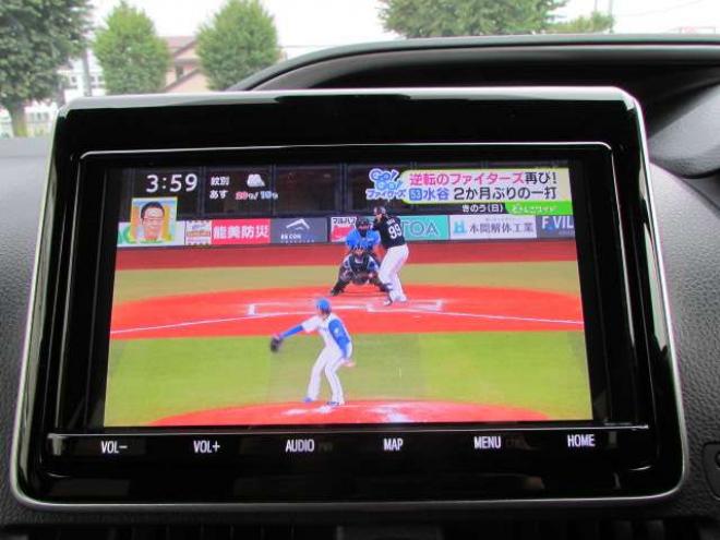 ヴォクシー2.0 ZS 煌II 4WD　純正9インチナビ/フルセグTV/バックカメラ/ビルトインETC/フリップダウンモニター/衝突軽減ブレーキ/LEDヘッドライト・フォグ/スマートキー一体式エンジンスターター/クルーズコントロール/両側パワースライドドア 2000