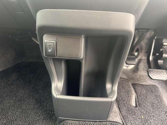 ワゴンRFX リミテッド 4WD　Pスタート 助手席アンダーボックス 前席シートヒーター ステアリングスイッチ アイドリングストップ カロッツェリア1DIN CD USB AM FM ISOFIX対応 660