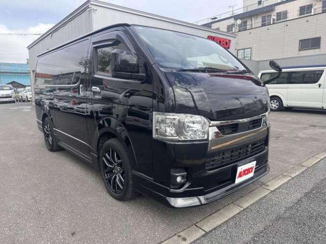 ハイエースバン2.8 スーパーGL ダークプライムII ロングボディ ディーゼルターボ 4WD　社外センターコンソール ステアリングスイッチ 車線逸脱防止 横滑り防止 両側PS オートハイビーム ETC 11インチDA Bカメラ デジタルインナーミラー ドライブレコーダーベッドキット リアヒーター&クーラー  DPF 2800