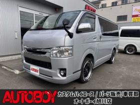 ハイエースバン　2.8 スーパーGL ロング ディーゼルターボ 4WD　リアクーラー&ヒーター　プッシュスタート　スマートキー　　ベッドキッド LEDヘッドライト横滑り防止　衝突被害軽減　車線逸脱　トヨタ純正ナビ　フルセグTV　Bluetooth　バックカメラ トヨタ純正リアモニター ETC 2800