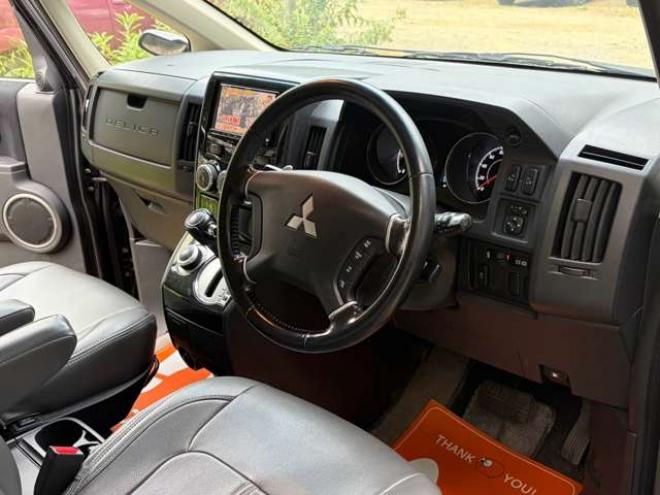 デリカD：5 2.2 D パワーパッケージ ディーゼルターボ 4WD　ワンオーナー車　ディーゼル両側パワスラ　ETC　シートヒーター社外16インチ　社外ナビ地デジ　エンジンスターター 2300