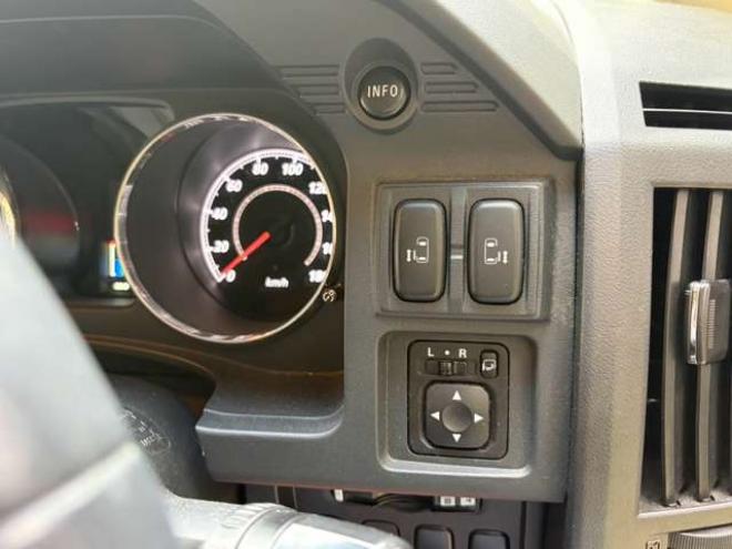 デリカD：5 2.2 D パワーパッケージ ディーゼルターボ 4WD　ワンオーナー車　ディーゼル両側パワスラ　ETC　シートヒーター社外16インチ　社外ナビ地デジ　エンジンスターター 2300