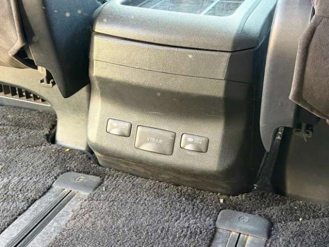 ヴェルファイア2.4 Z プラチナセレクションII タイプゴールド 4WD　リアTV・エンスタ・ETC・両側パワスラ 2400