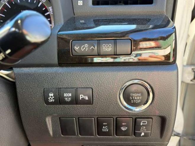 ヴェルファイア2.4 Z プラチナセレクションII タイプゴールド 4WD　リアTV・エンスタ・ETC・両側パワスラ 2400
