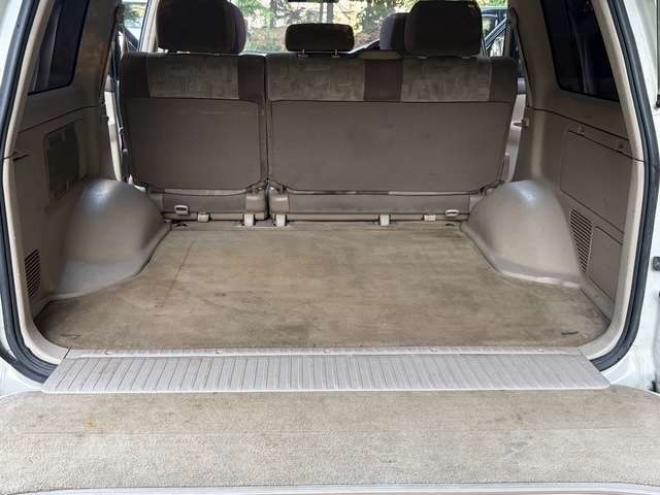 ランドクルーザー100 4.2 VXリミテッド Gセレクション ディーゼルターボ 4WD　エンジンスターター　前後ヒッチメンバー　サンルーフ 4200