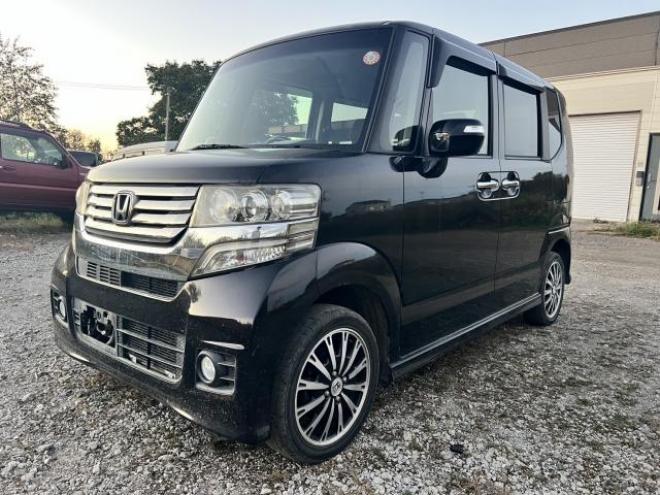 N-BOXカスタムGターボAパッケージ 4WD 660 5Dr