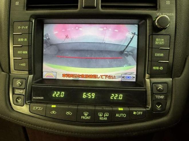 クラウンロイヤルサルーン　ｉ－Ｆｏｕｒ　ナビパッケージ　禁煙車　純正１７インチＡＷ　社外１６ＡＷ＋スタッドレスタイヤ付　純正ＨＤＤナビ　フルセグ地デジ　ＤＶＤ再生　Ｂｌｕｅｔｏｏｔｈオーディオ　バックカメラ　エンジンスターター　前後ドラレコ　ＥＴＣ 4WD 2500 4Dr