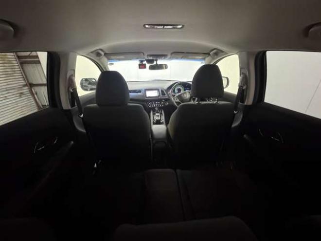 ヴェゼル1.5 ハイブリッド X 4WD　ナビ　TV　Bカメラ　Bluetooth　夏冬タイヤ 1500