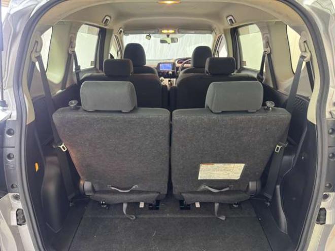 シエンタ1.5 X Vパッケージ 4WD　夏冬タイヤ　ナビ　TV　Bカメラ Bluetooth 1500