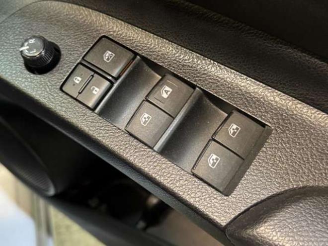シエンタ1.5 X Vパッケージ 4WD　夏冬タイヤ　ナビ　TV　Bカメラ Bluetooth 1500