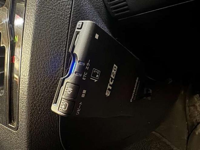 シエンタ1.5 X Vパッケージ 4WD　夏冬タイヤ　ナビ　TV　Bカメラ Bluetooth 1500